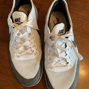 Nike Zoom Dynamic shoes